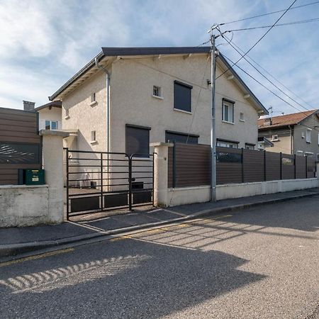 Ideally Located Furnished Townhouse With 3 Bedrooms Parking & Garden Annecy Zewnętrze zdjęcie