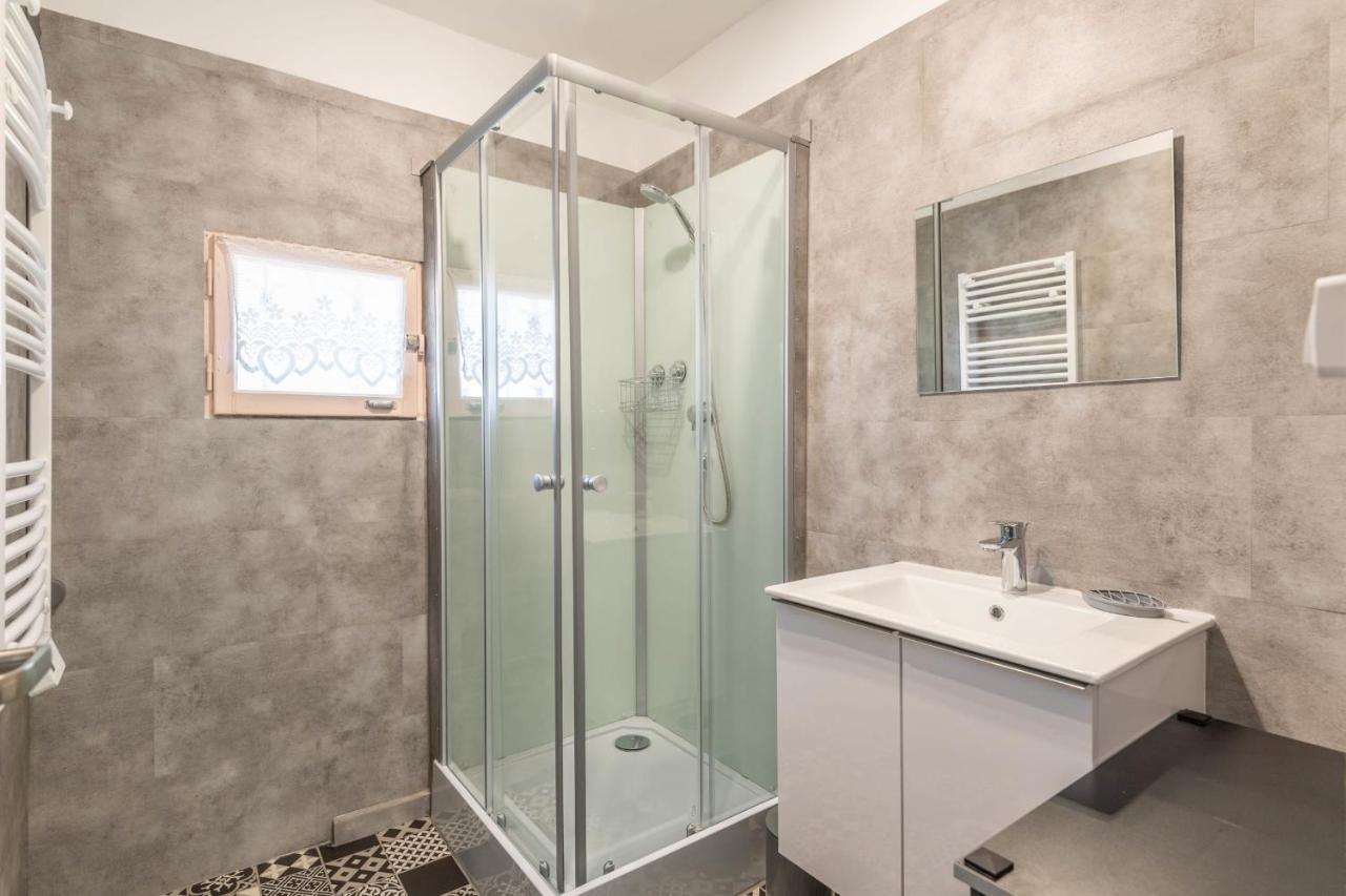 Ideally Located Furnished Townhouse With 3 Bedrooms Parking & Garden Annecy Zewnętrze zdjęcie